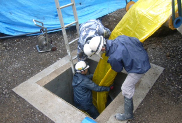 発電用集水管の改築(光硬化工法)